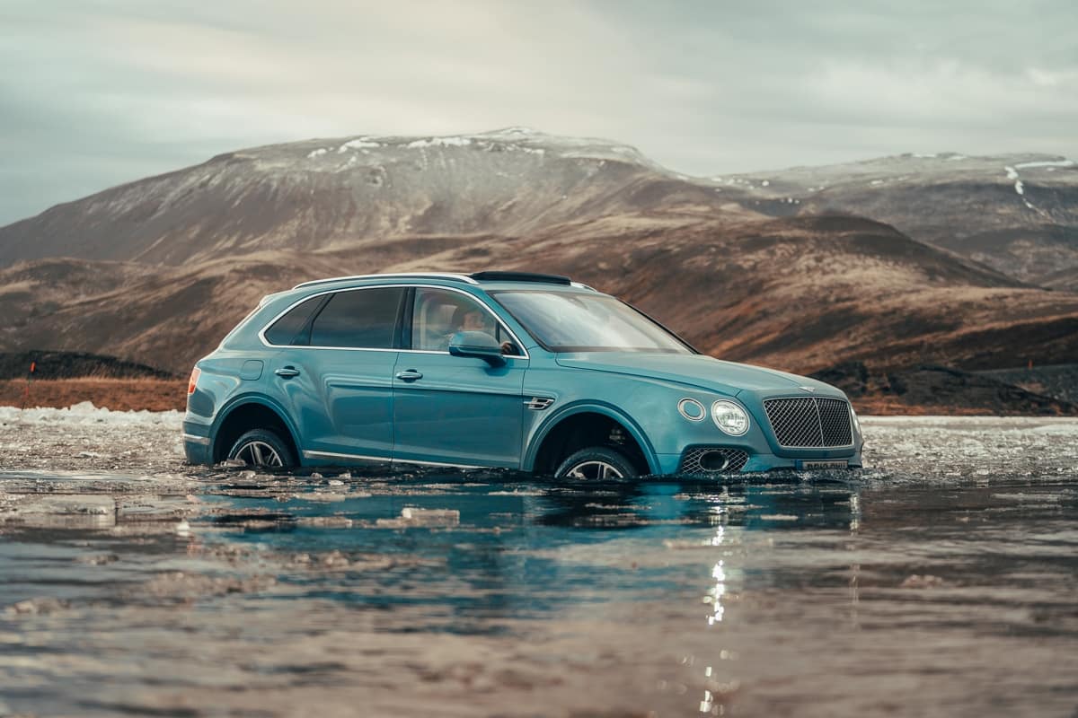 Bentley Bentayga V8: Fire and Iceland