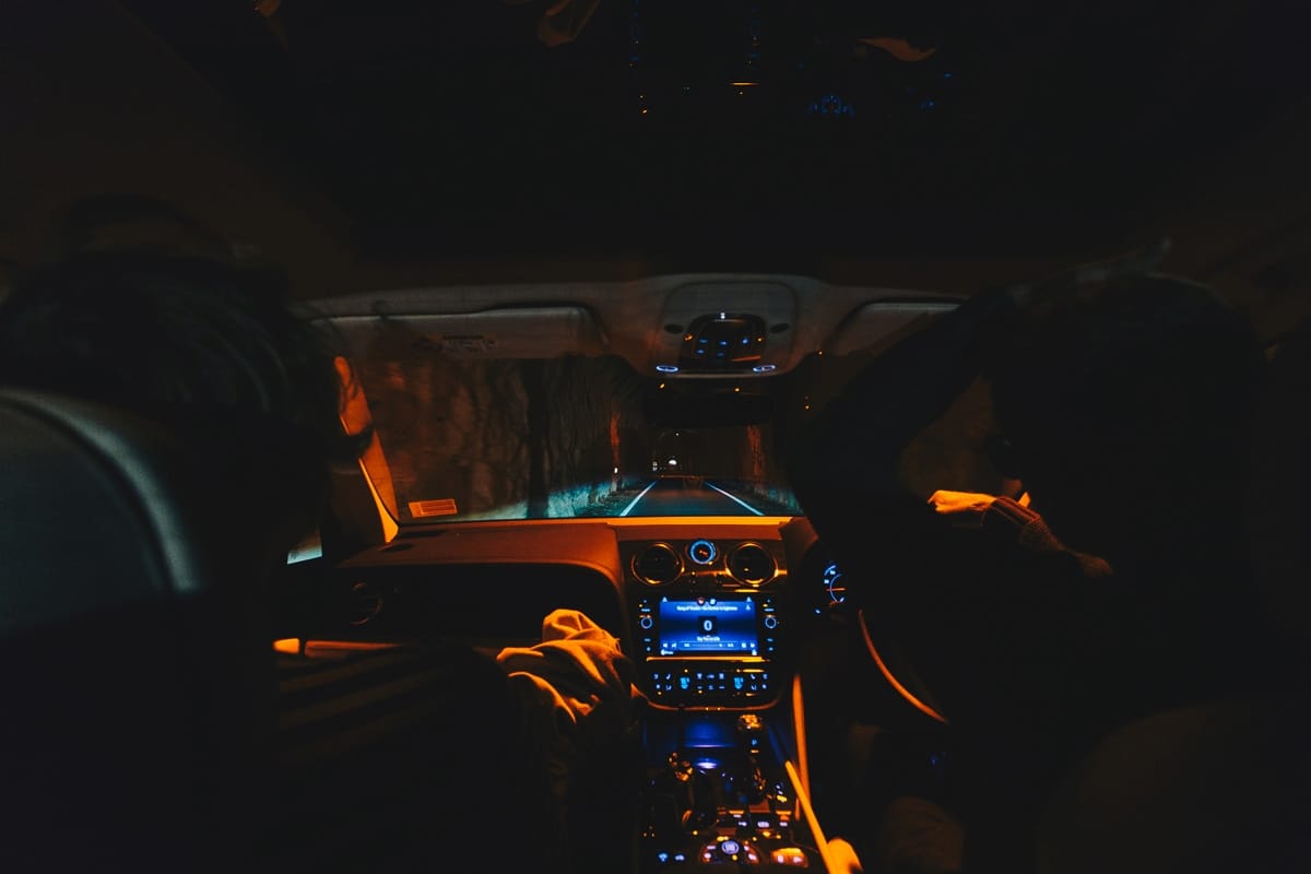 Bentley Bentayga V8: Faroe Islands