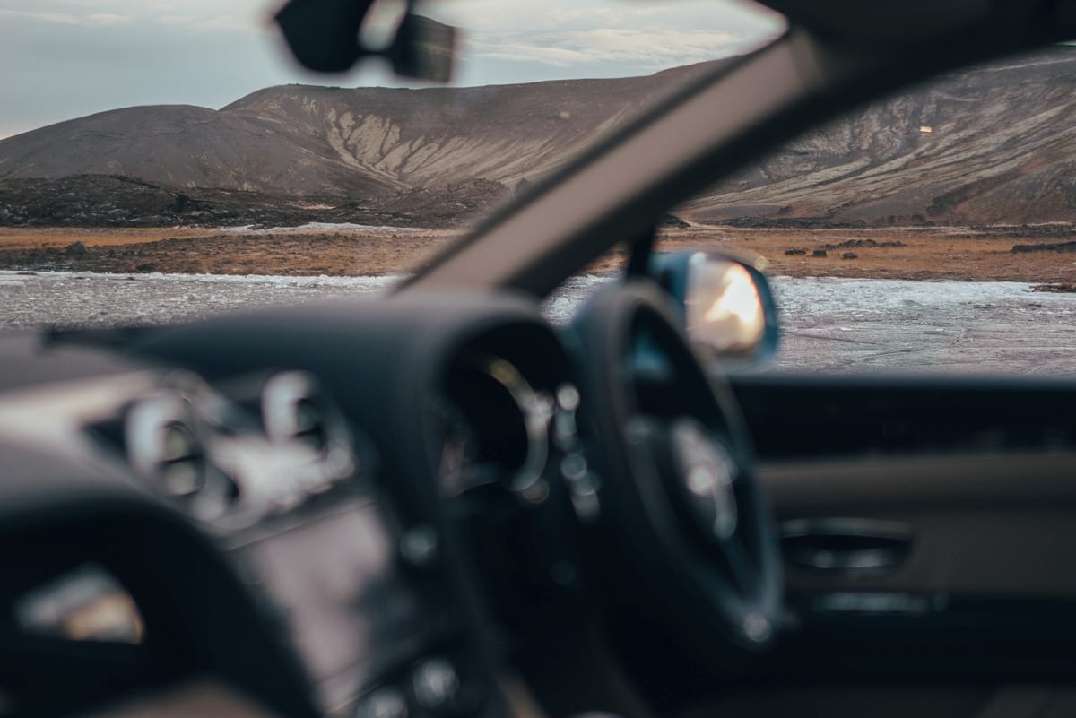Bentley Bentayga V8: Fire and Iceland
