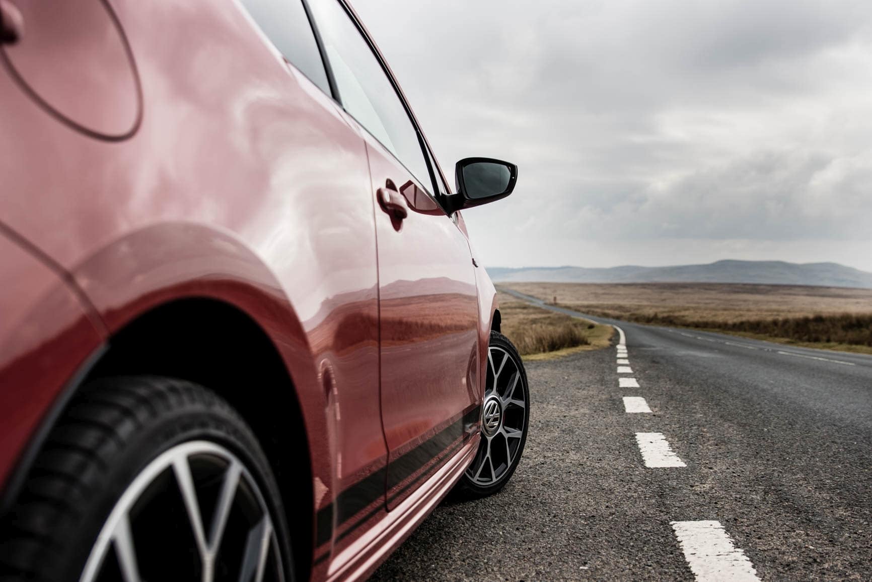 Micro Madness: Flat-Out in the new VW Up! GTI