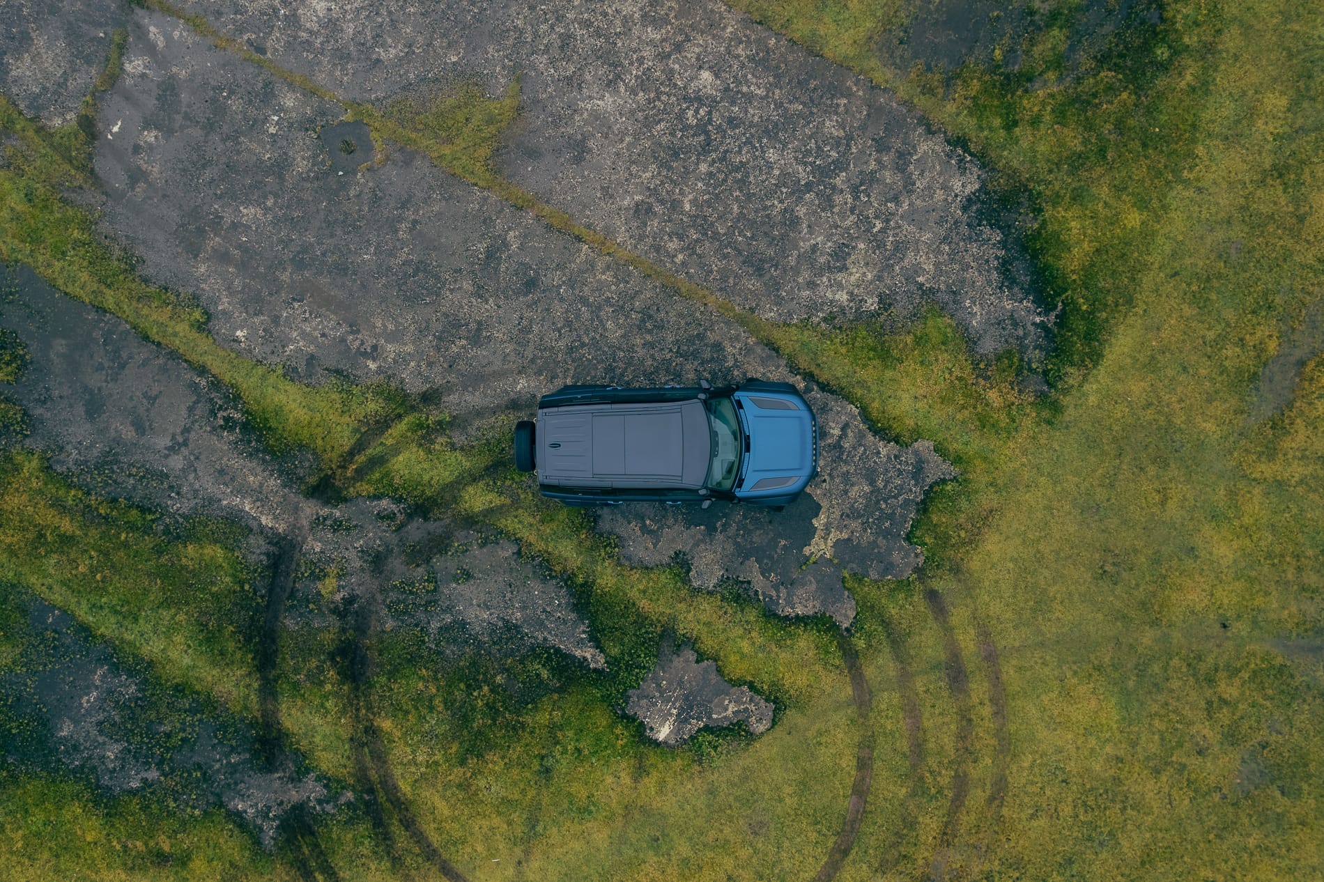 Land Rover Defender Octa