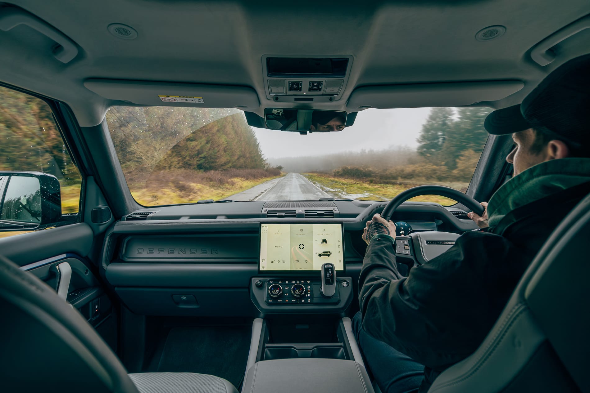 Land Rover Defender Octa