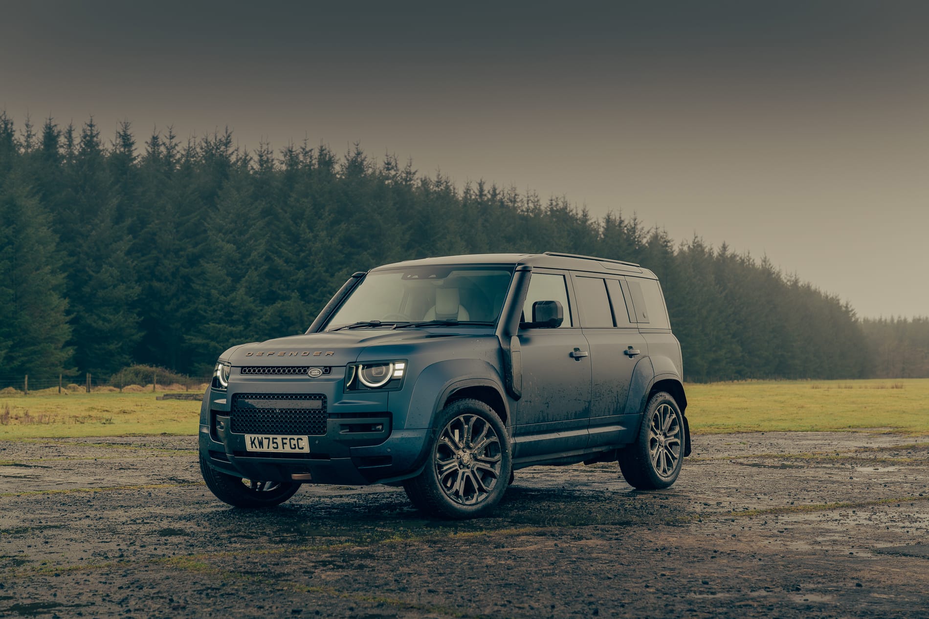 Land Rover Defender Octa