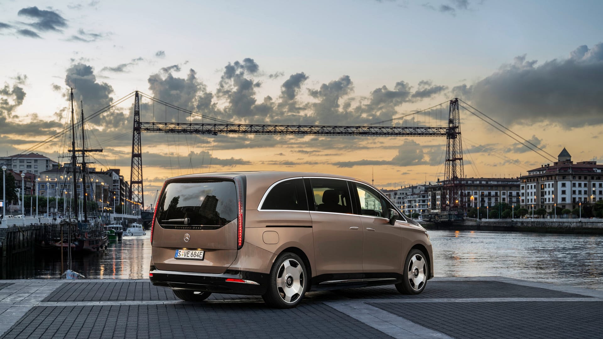 Mercedes-Benz VLE 300