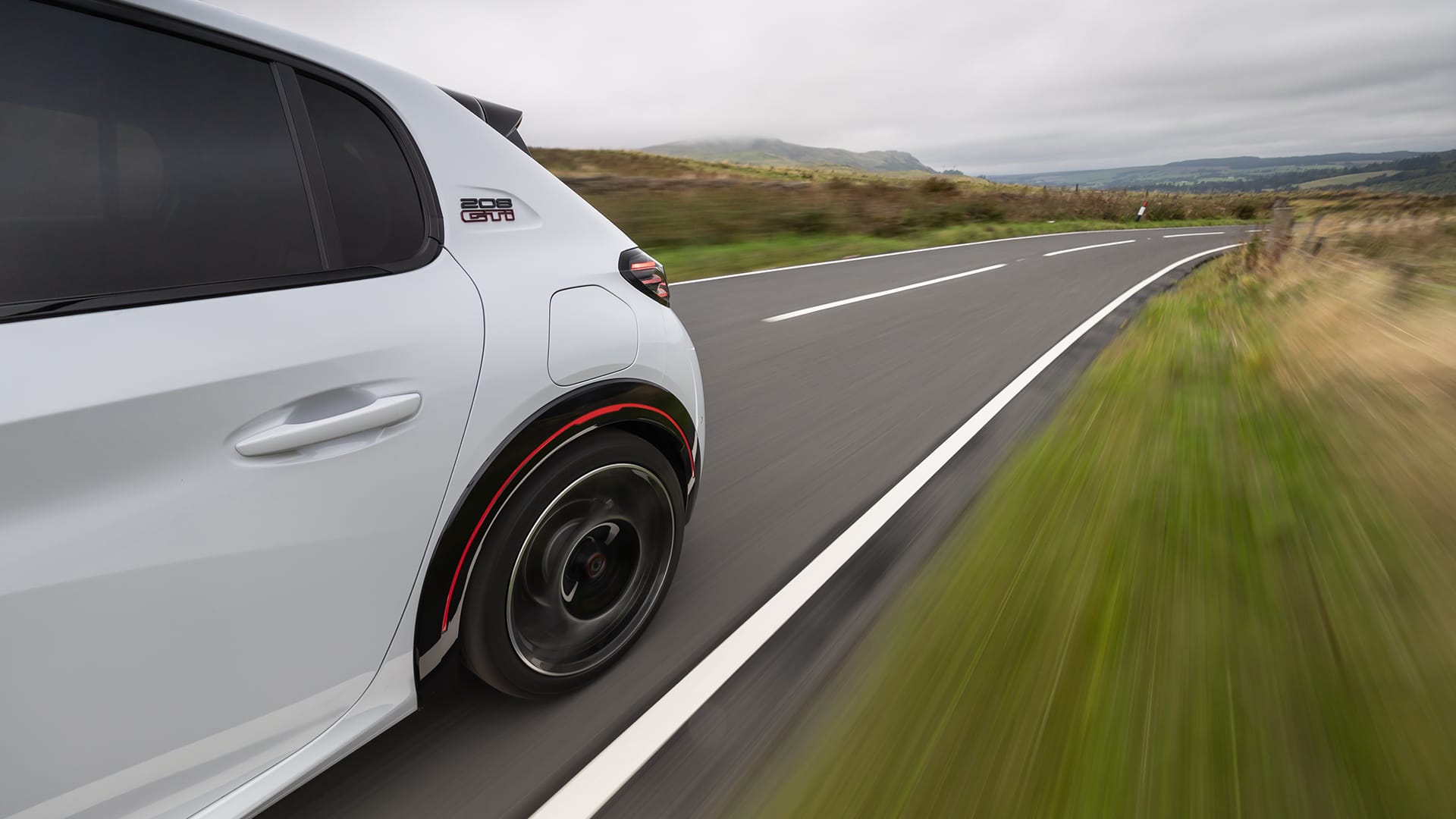Peugeot e 208 GTI