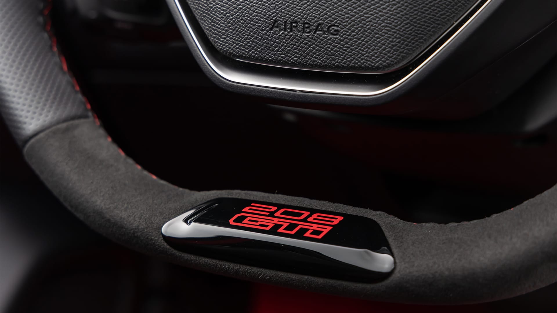 Peugeot e 208 GTI