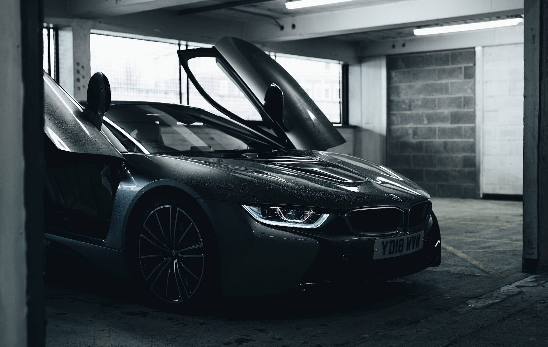 BMW i8