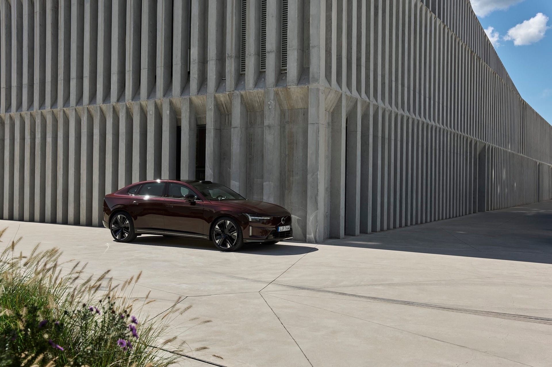 Volvo ES90