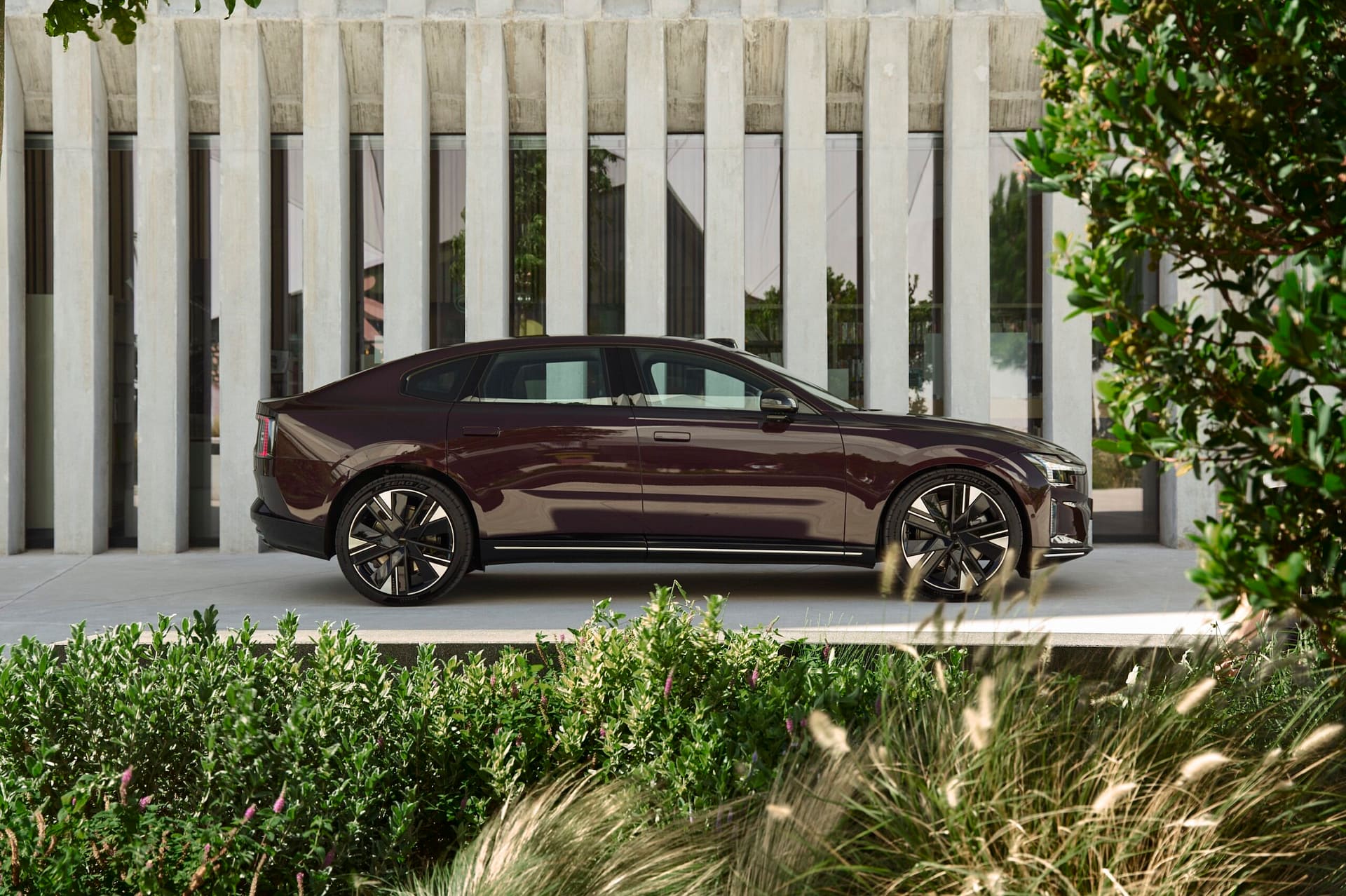 Volvo ES90