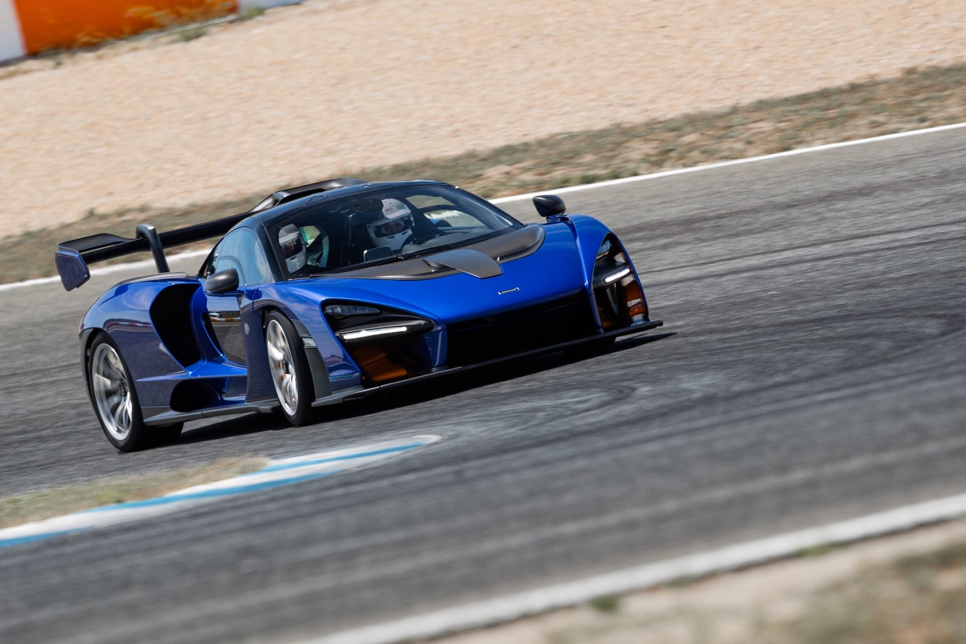 McLaren Senna