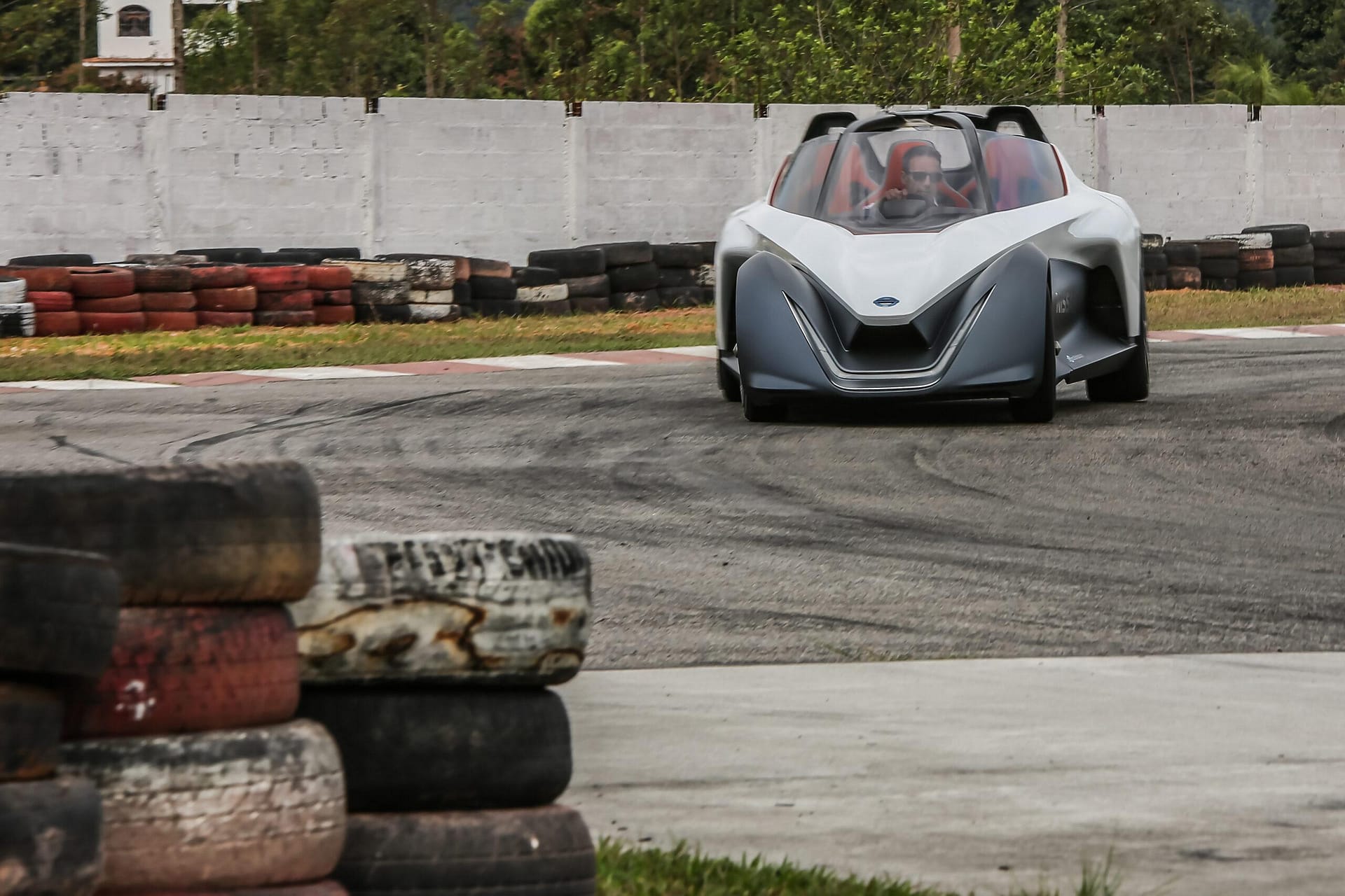 Nissan Bladeglider