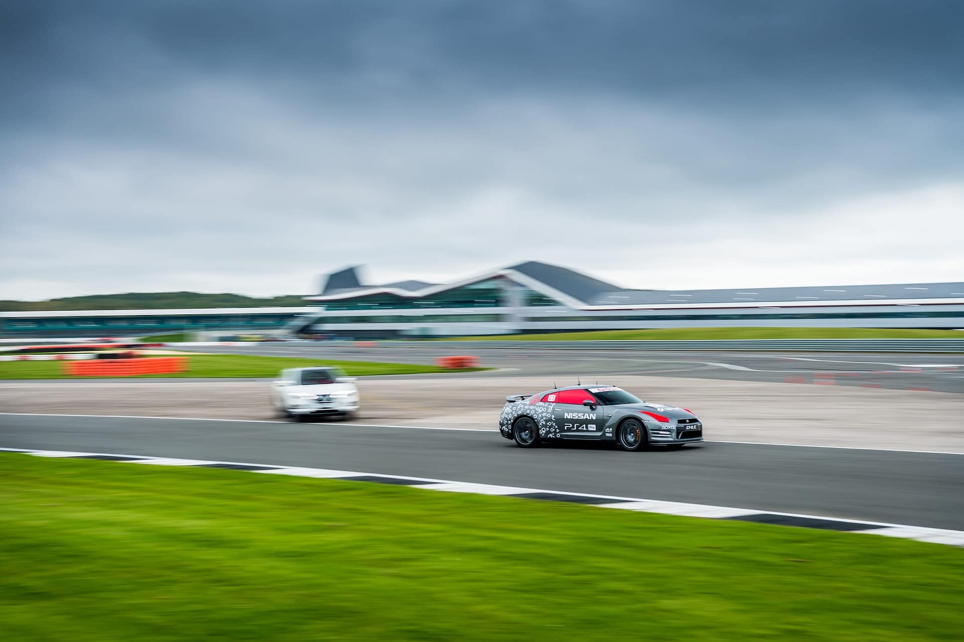 Nissan GT-R R/C