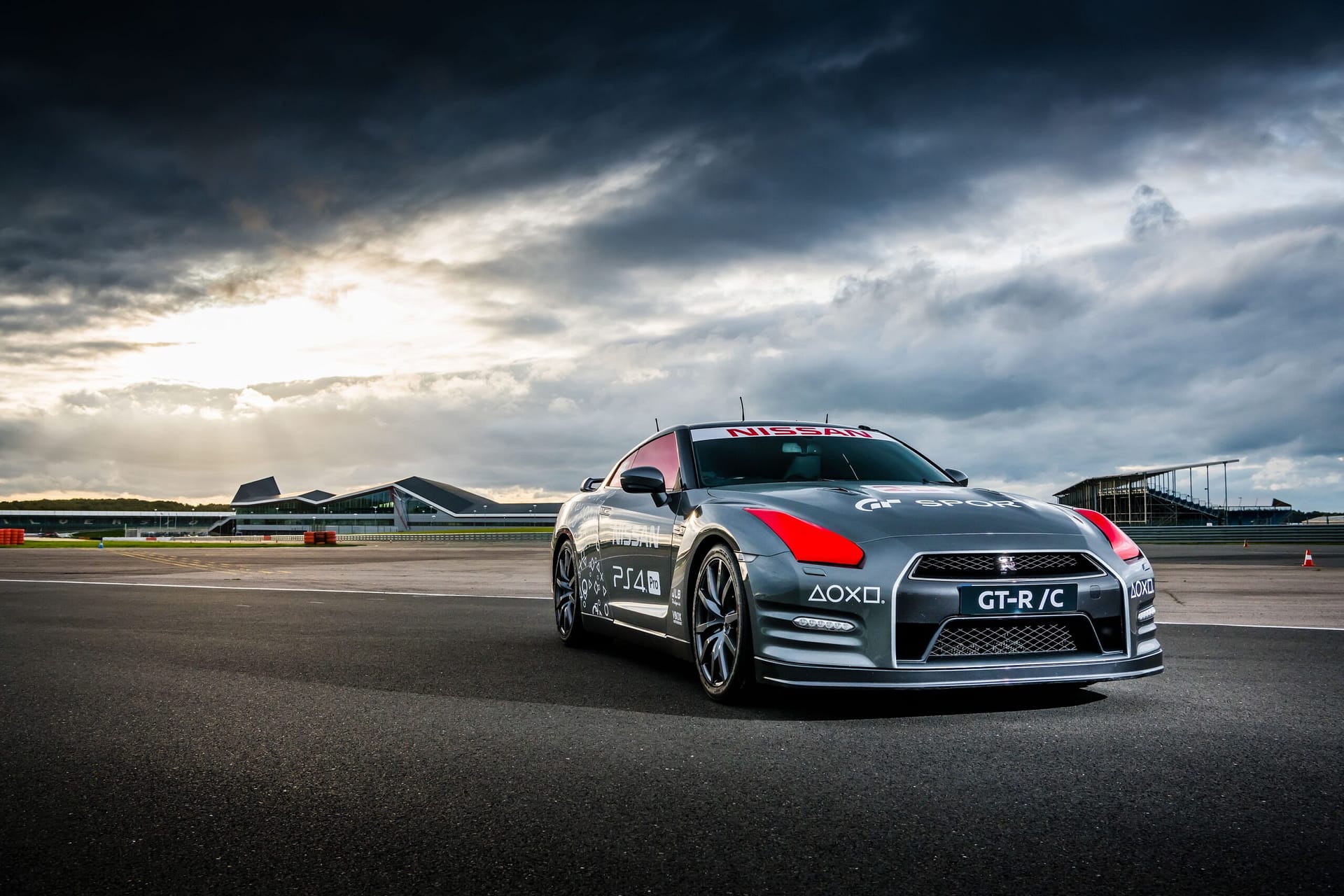Nissan GT-R R/C