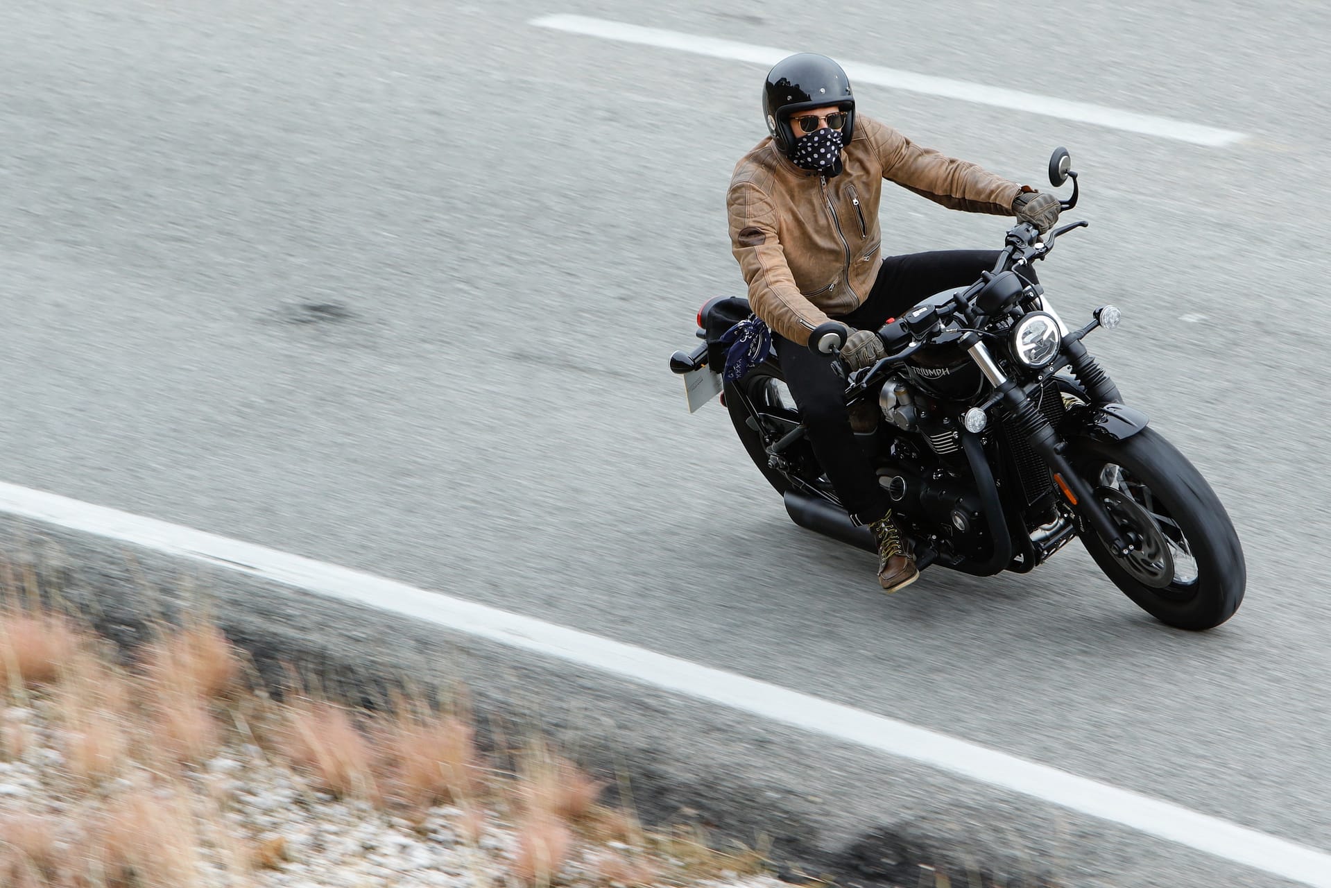 Triumph Bonneville Bobber Black