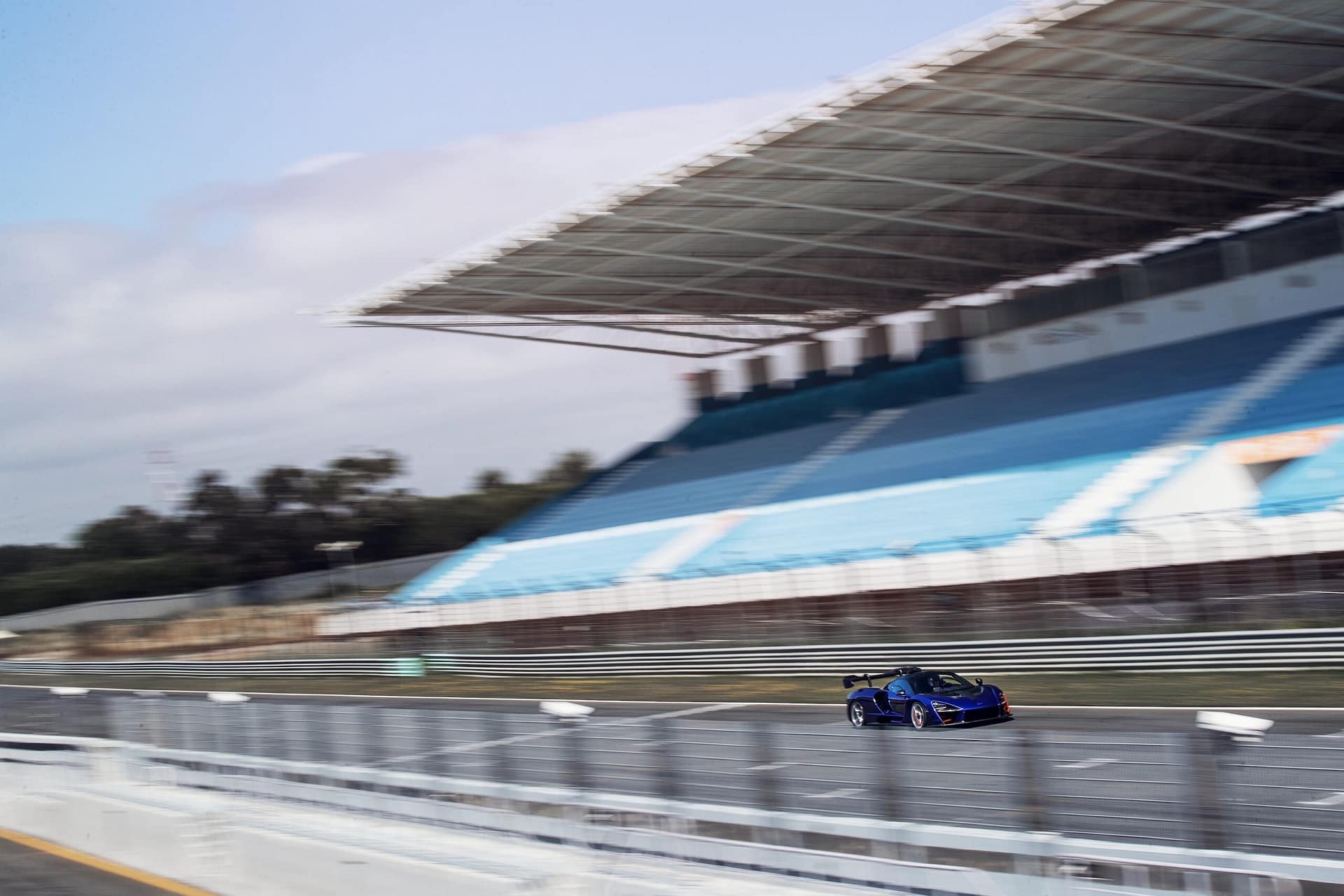 McLaren Senna