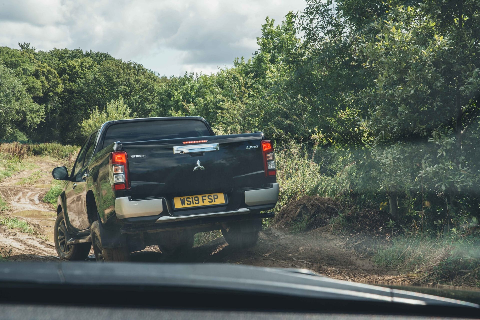 Mitsubishi L200