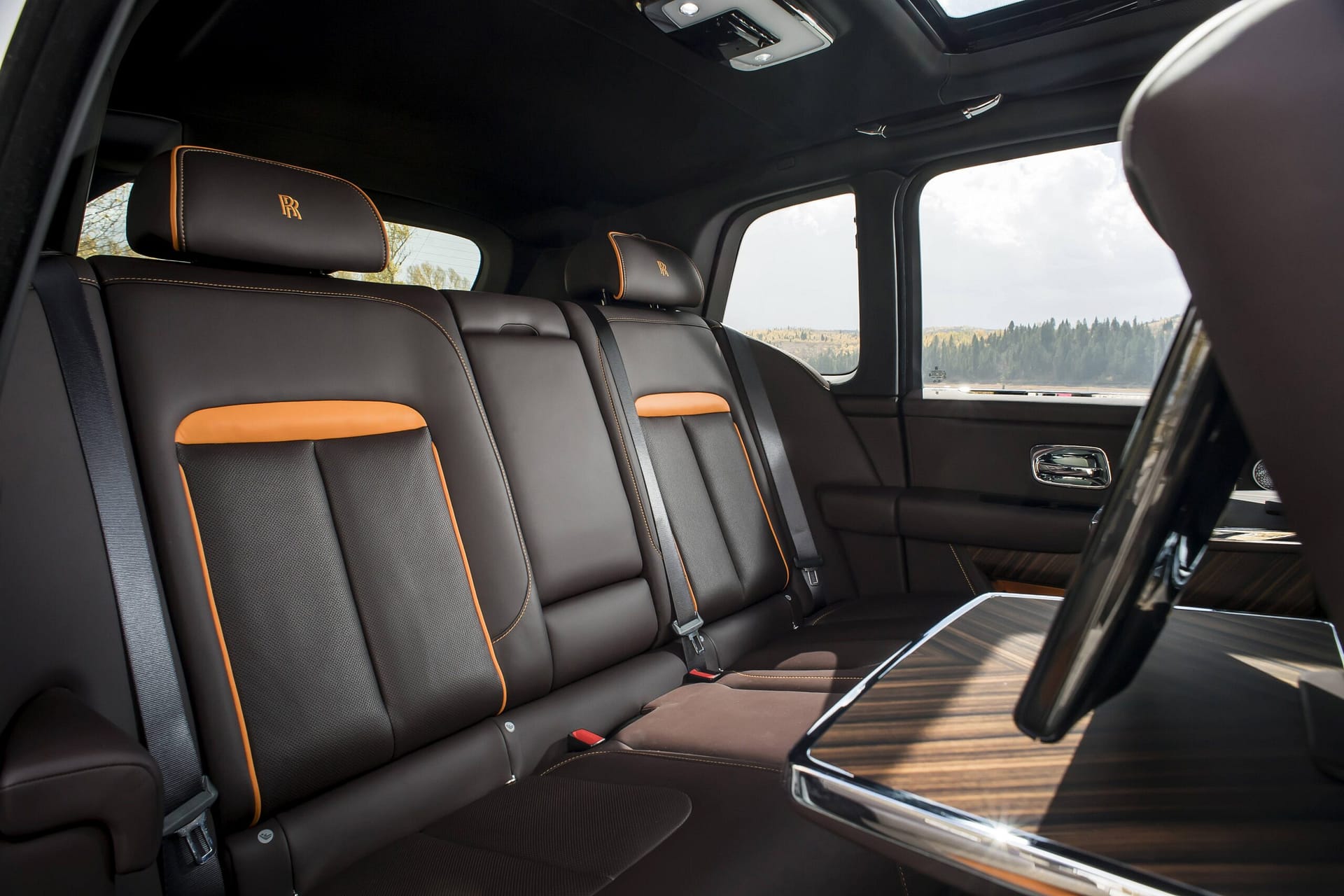 Rolls-Royce Cullinan: Way out West
