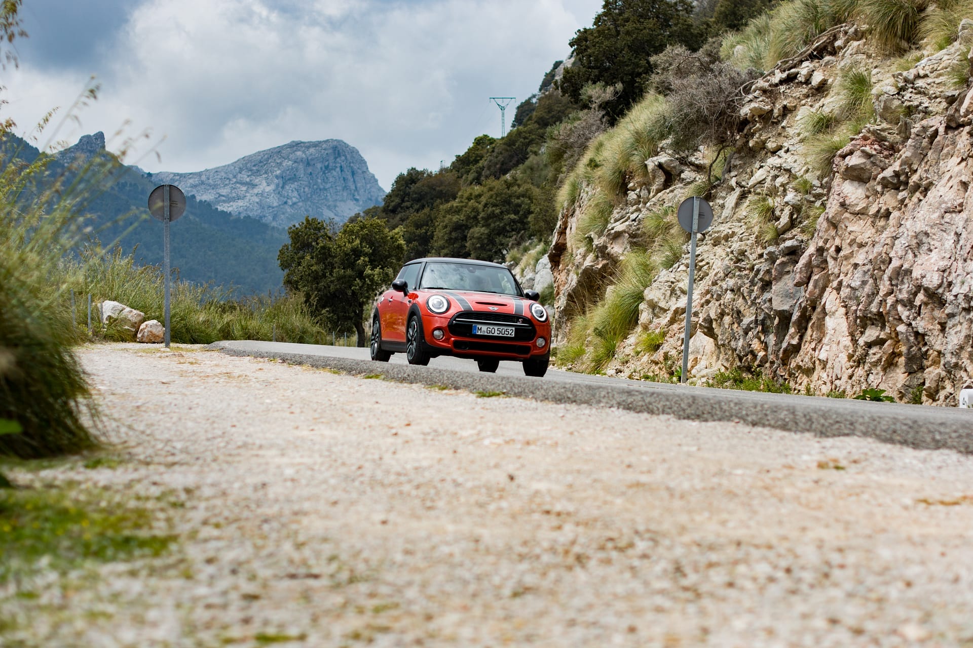 2018 Mini Cooper S: Mallorca Rocks