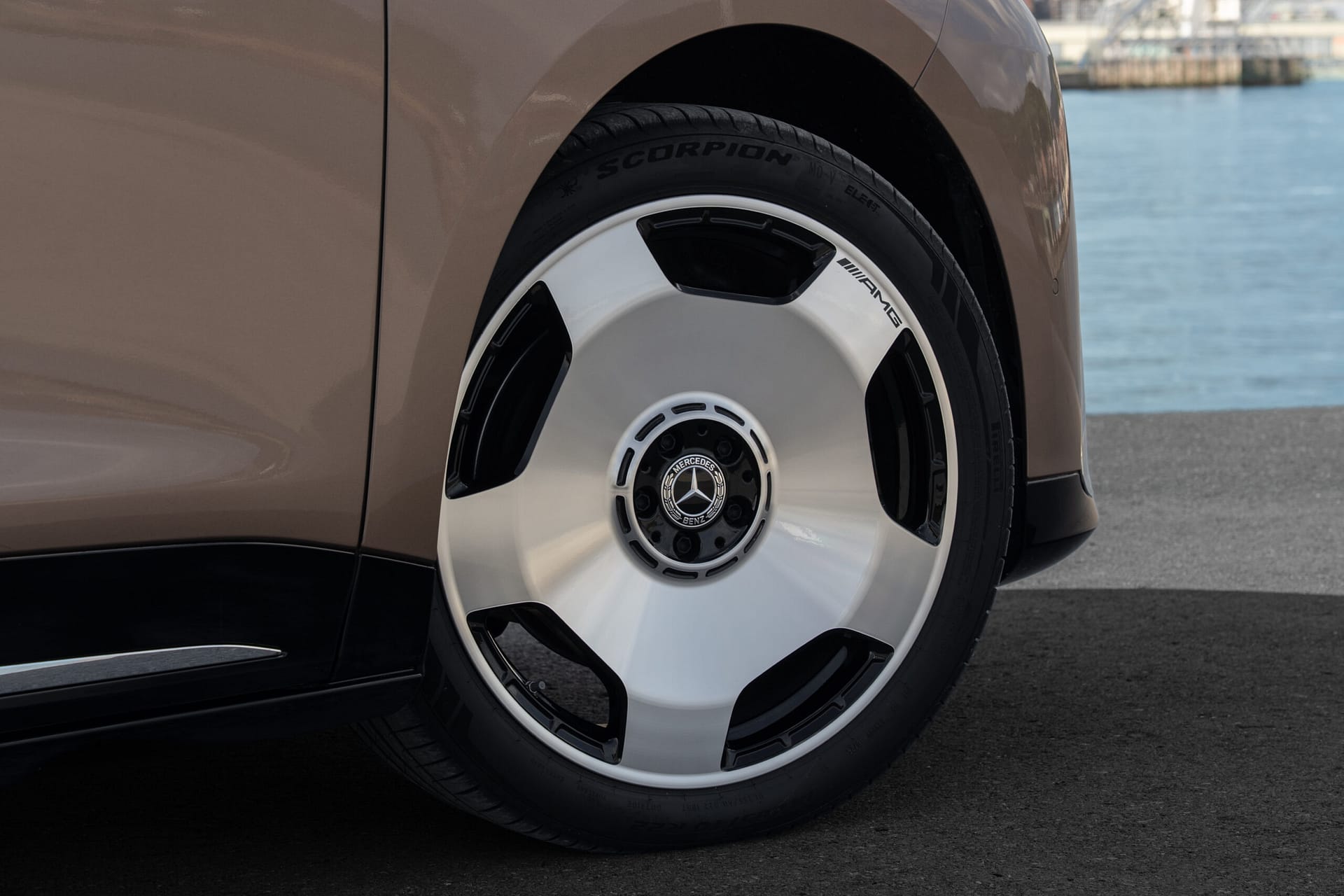 Mercedes-Benz VLE 300