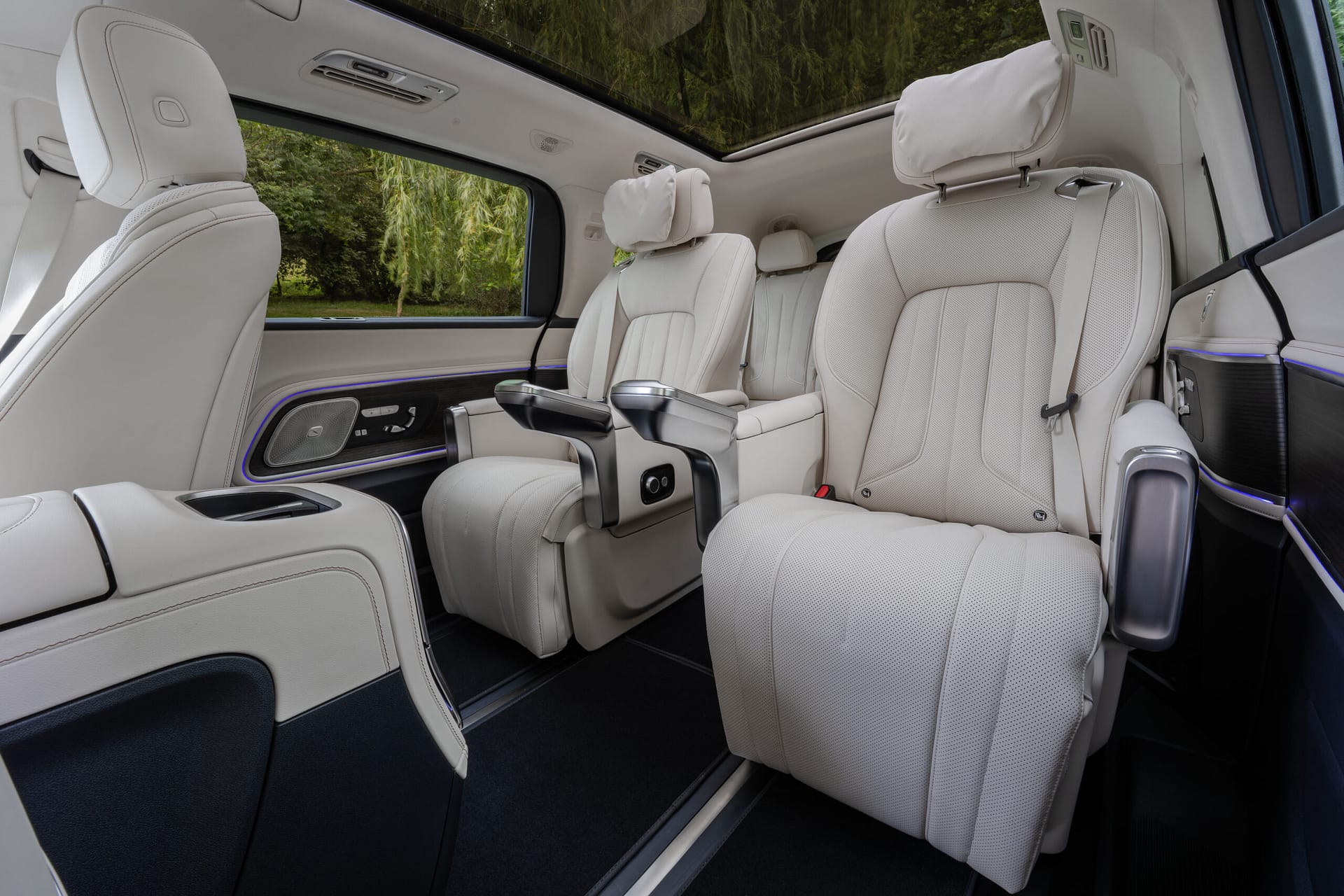 Mercedes-Benz VLE 300