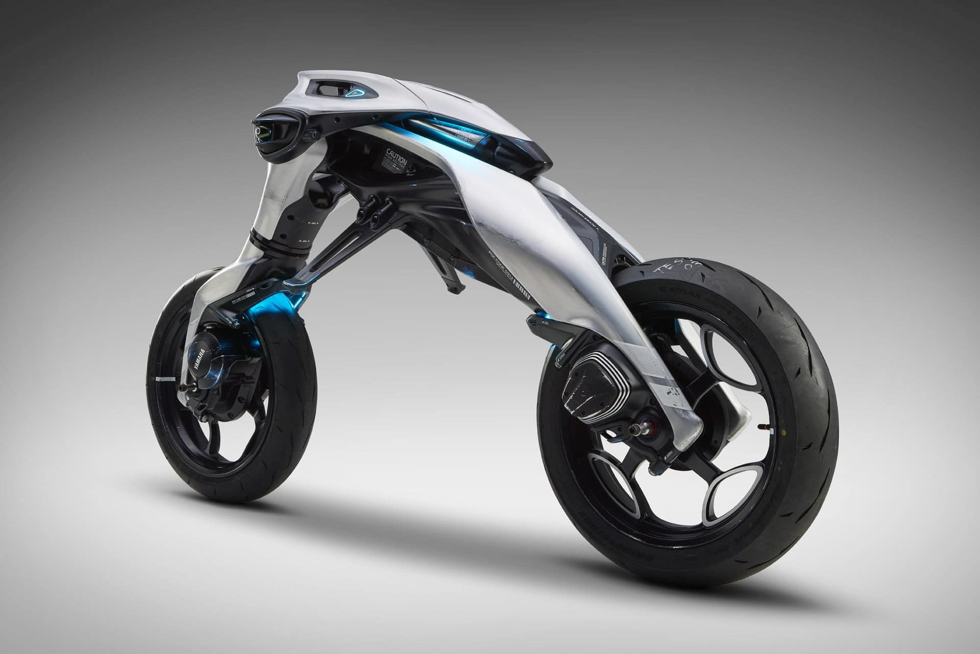 Yamaha MOTOROiD:Λ