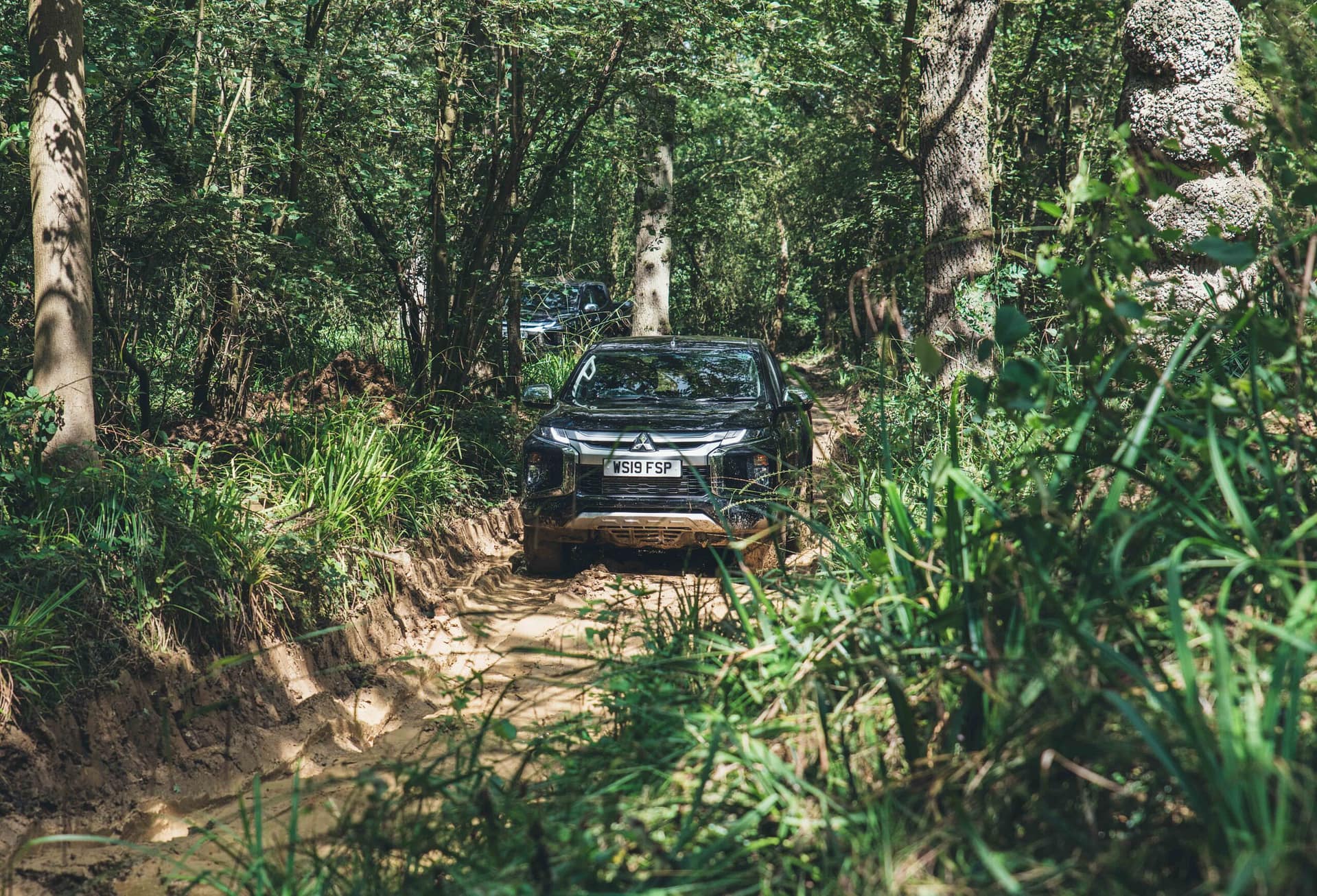 Mitsubishi L200