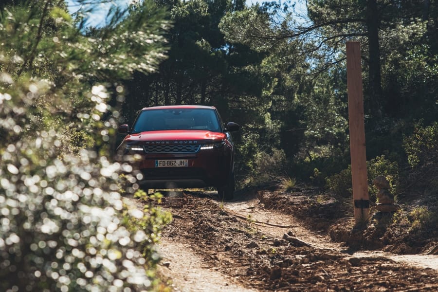 2019 Range Rover Evoque: Greece Lightning