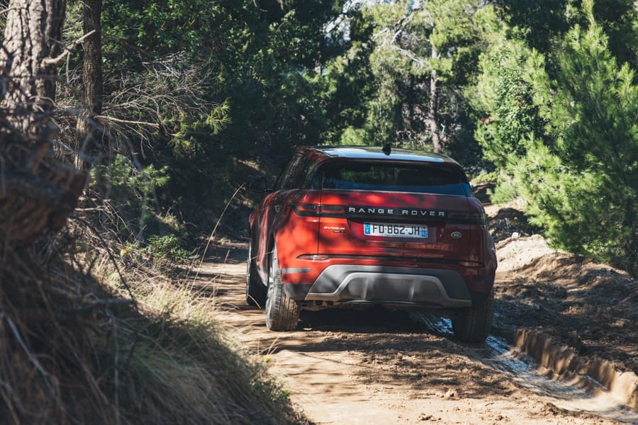 2019 Range Rover Evoque: Greece Lightning